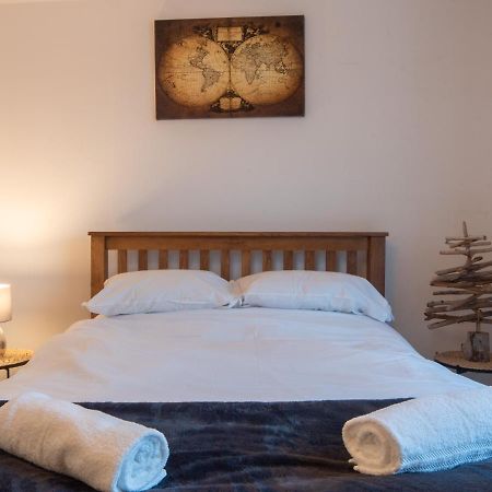Castle View - Flat In Mumbles - Free Parking Apartment Oystermouth ภายนอก รูปภาพ