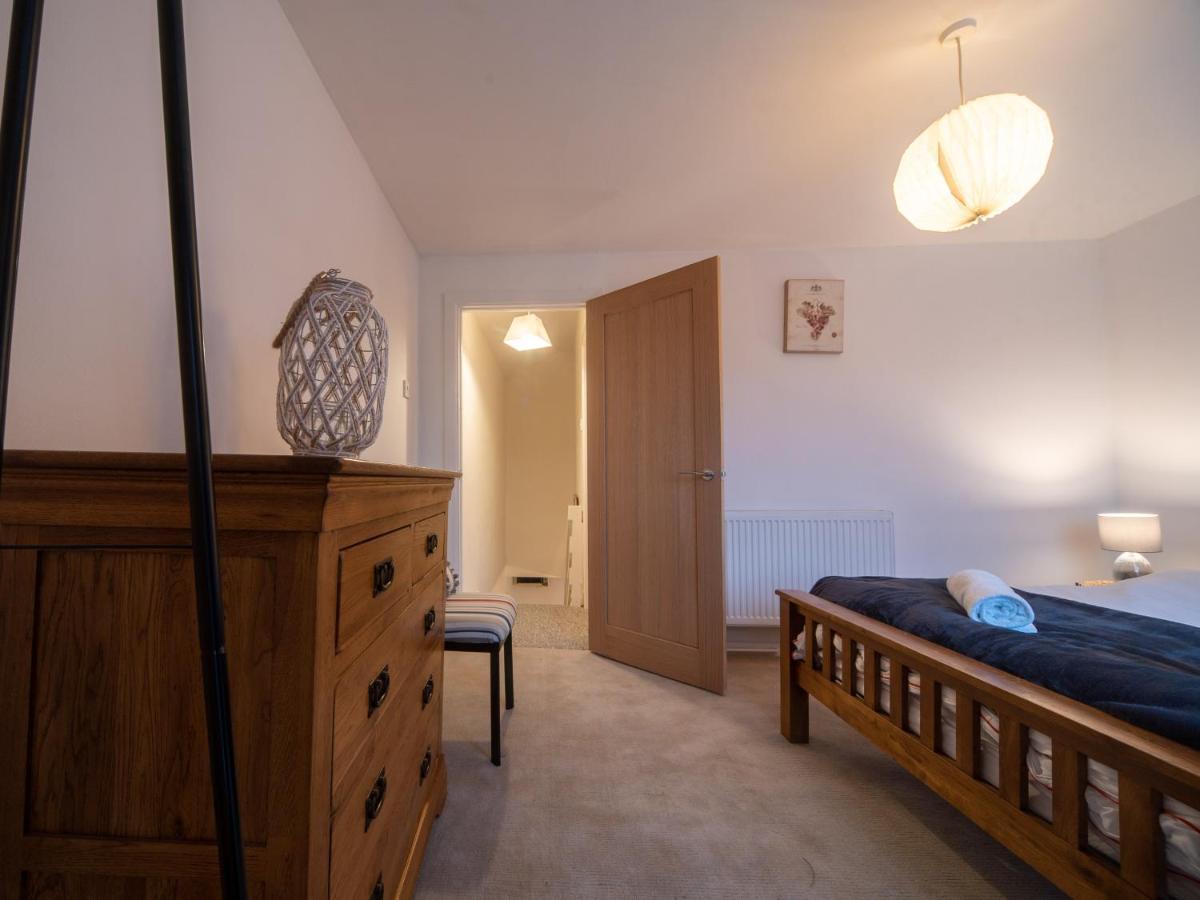 Castle View - Flat In Mumbles - Free Parking Apartment Oystermouth ภายนอก รูปภาพ
