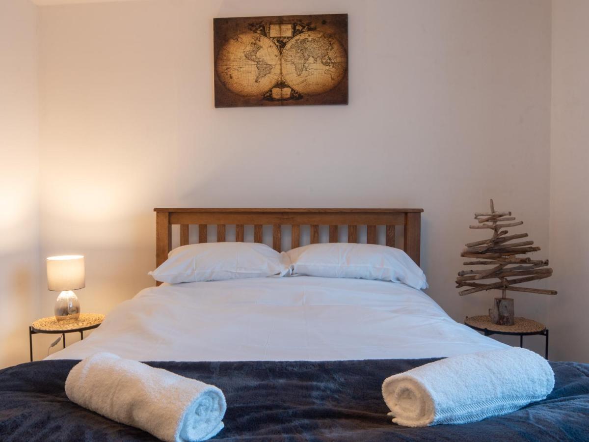 Castle View - Flat In Mumbles - Free Parking Apartment Oystermouth ภายนอก รูปภาพ